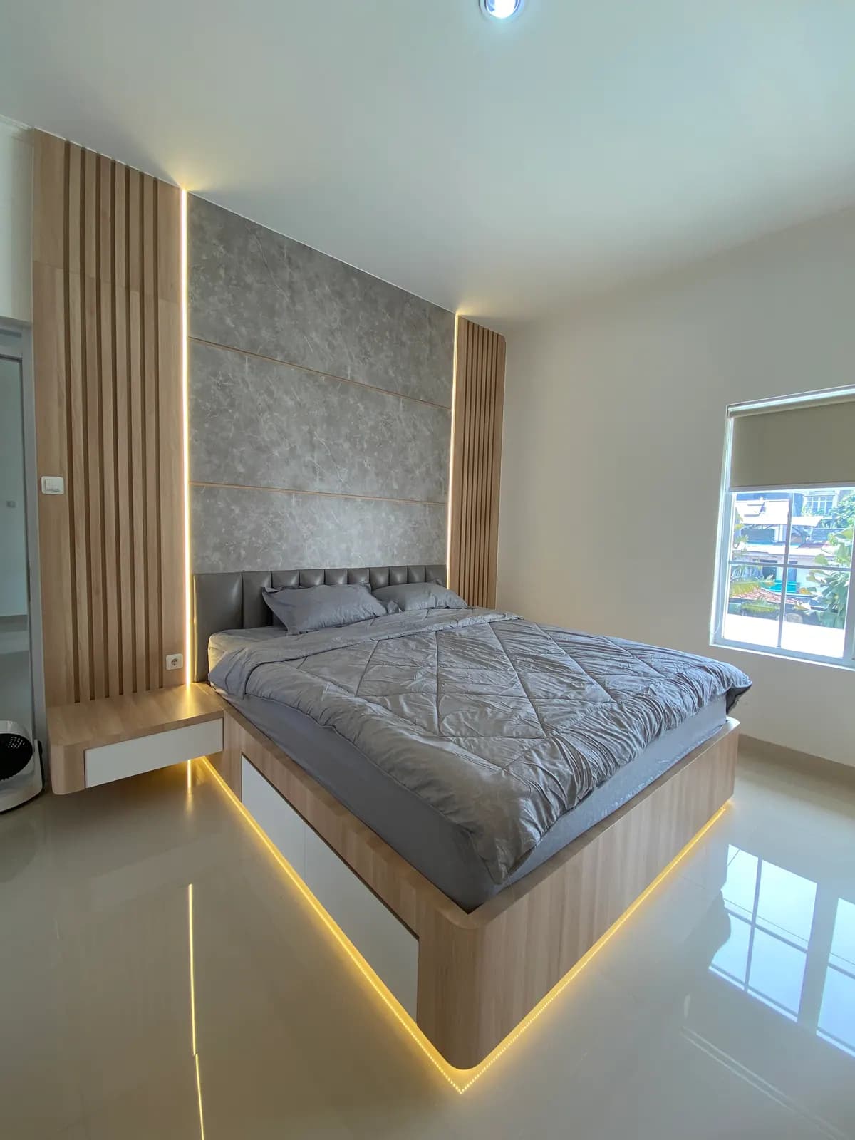 Interior Kamar Tidur custom karya Niscala Furniture - detail 5