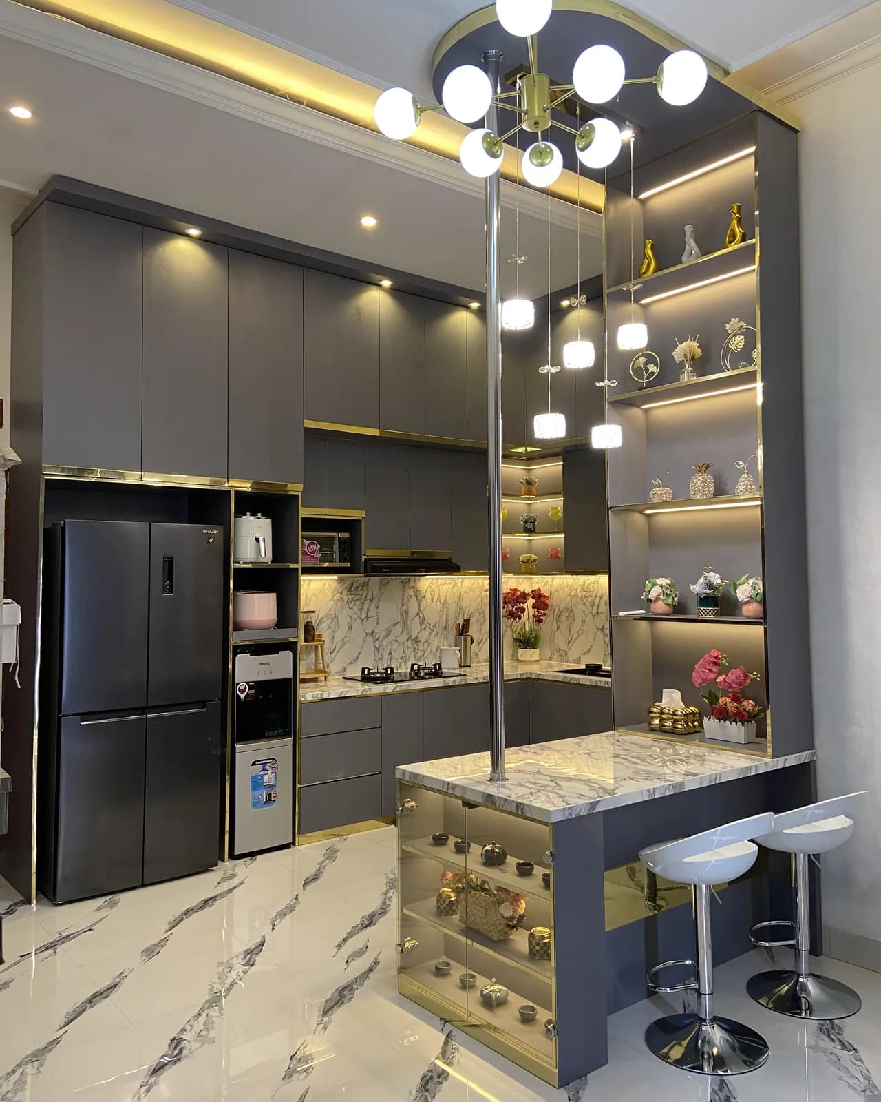 Kitchen Set & Pantry custom karya Niscala Furniture, finishing modern - detail 2