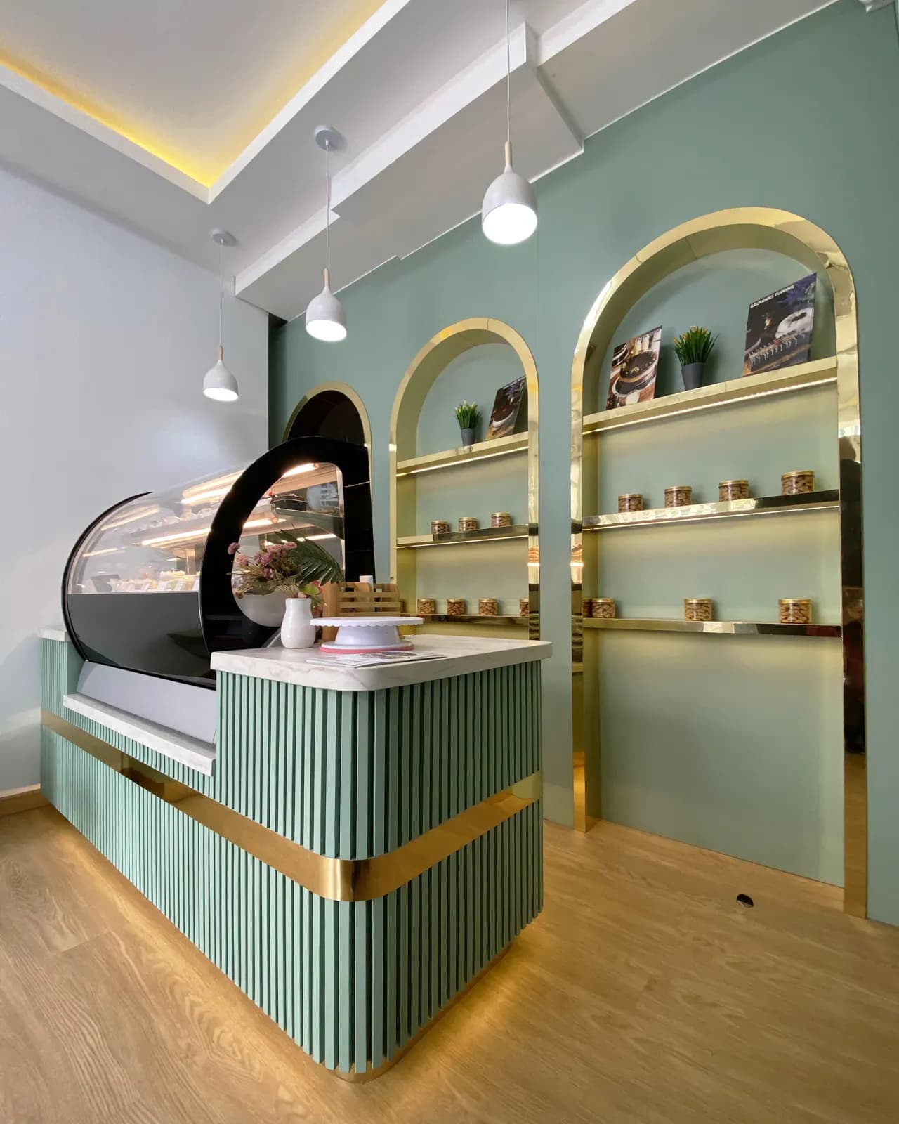 Interior Toko & Komersial custom karya Niscala Furniture, di Antapani