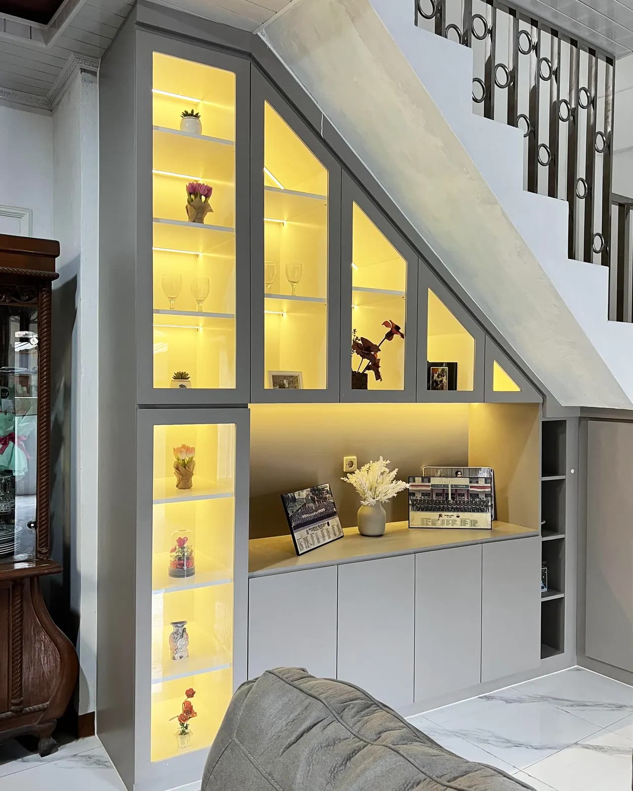Lemari Bawah Tangga custom karya Niscala Furniture